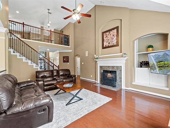 4th image of 7322 Emerald Glade Ln