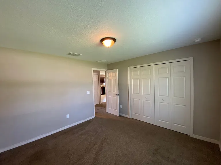 16618 SW 31st Cir — Photo 21