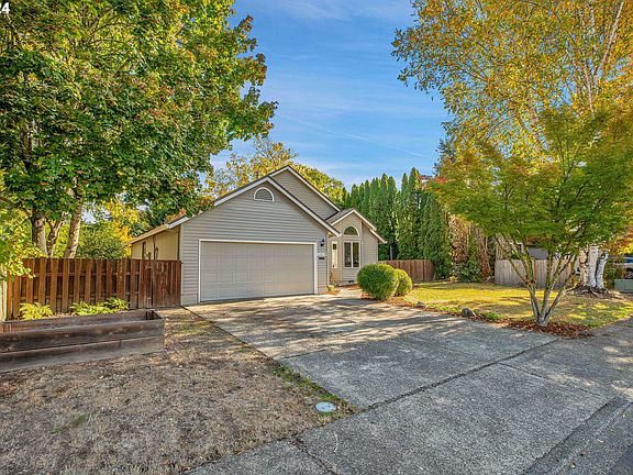 2nd image of 1874 NE 9th Pl