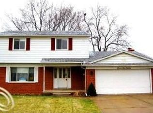 11112 Suffolk Dr, Southgate, MI 48195