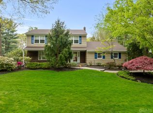 12 Apache Ct, East Brunswick, NJ 08816