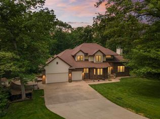 1467 Lauren Ct NE, Solon, IA 52333