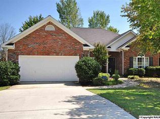 2212 Little Cove Rd, Owens Cross Roads, AL 35763