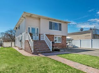 2454 Columbus Ave, Bellmore, NY 11710