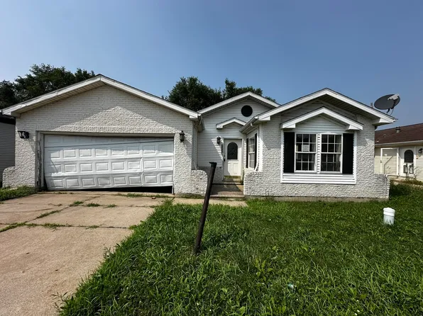 2221 Rush St, Lynwood, IL 60411