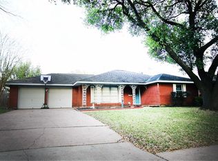 805 Peggy St, Deer Park, TX 77536
