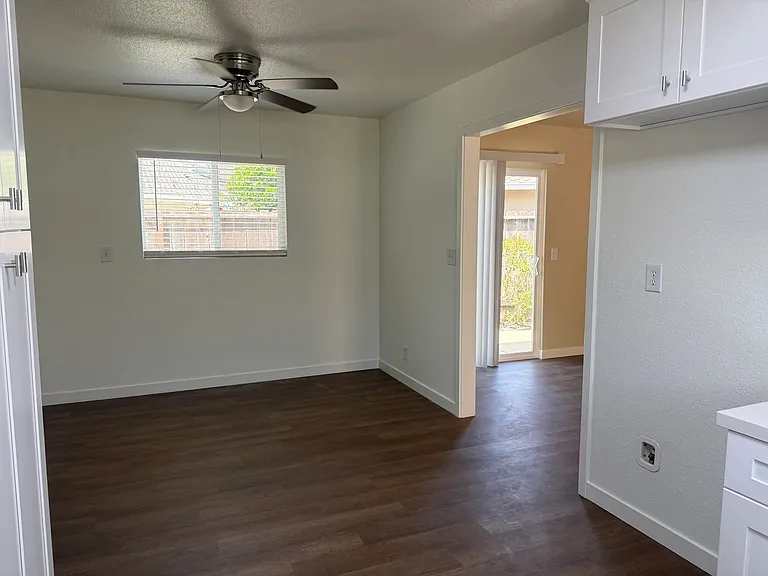 1819 Cape Cod Cir — Photo 8
