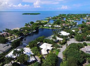 1 Sail Point Ln, Key Largo, FL 33037