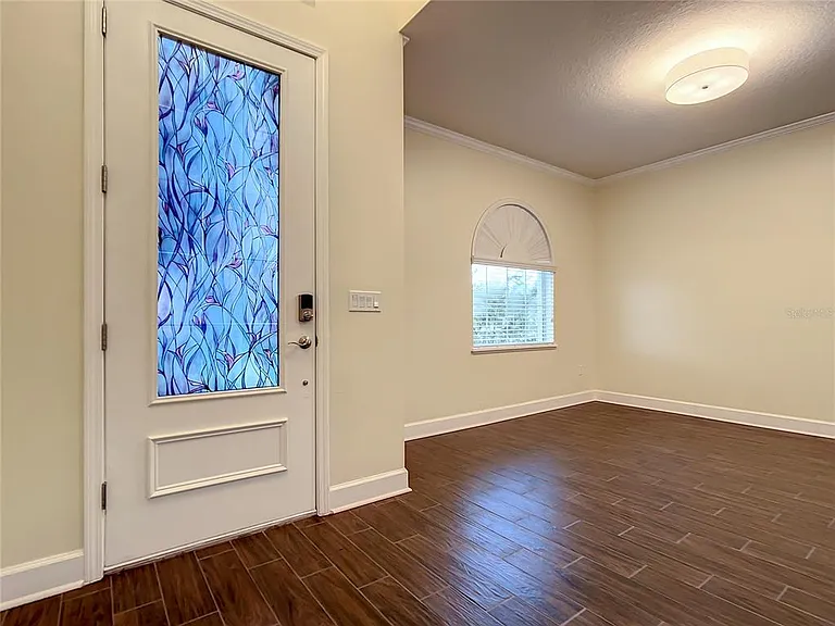636 Spring Oak Cir — Photo 3