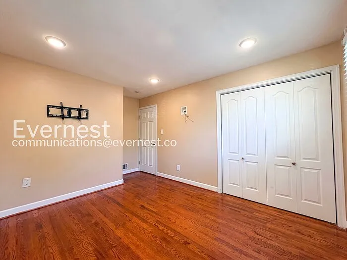 7110 Cindy Ln — Photo 15