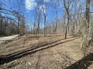 8237 N Fire Station Rd, Bloomfield, IN 47424