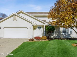 2109 9th St SW, Altoona, IA 50009