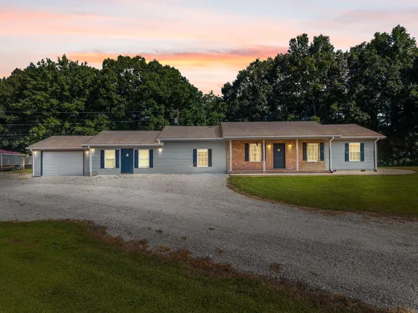 145 Monticello Dr, Morehead, KY 40351