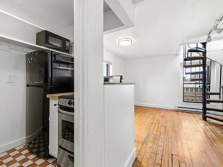 49 Brimmer St #9 — Photo 7