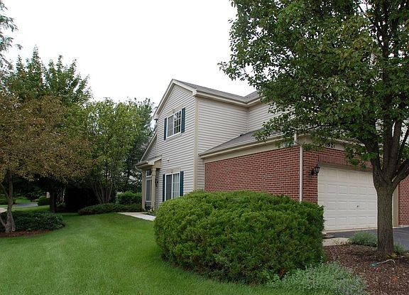 2nd image of 182 Southwicke Dr Unit A