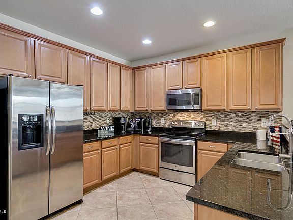Big, Upgraded Kitchen
