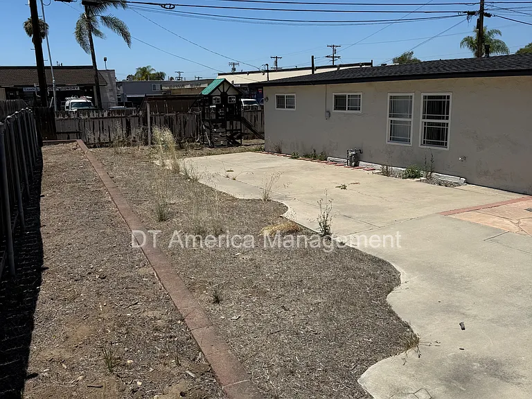 6405 Zena Dr — Photo 7