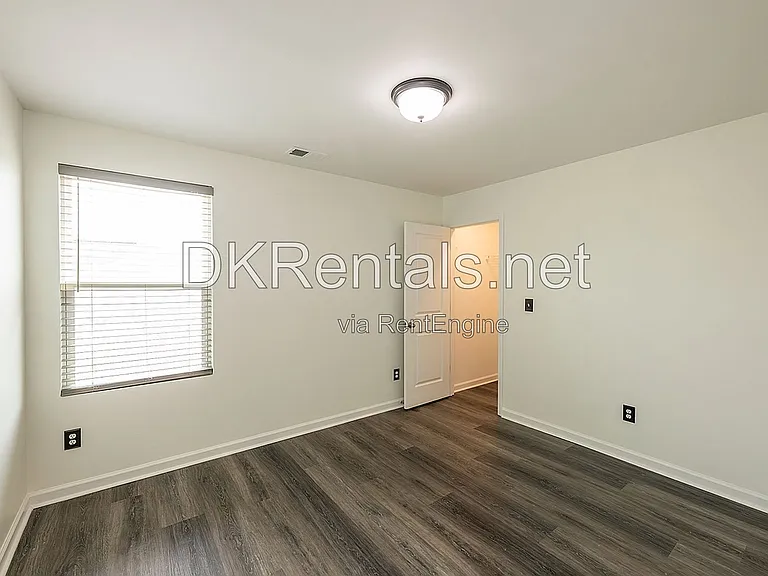 126 Verona Dr NW — Photo 34