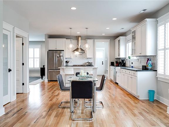 4th image of 1815 Georgia Ave