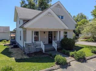 224 S 1st St, Boonville, IN 47601