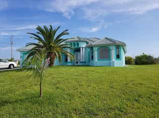 3735 Yucatan Pkwy, Cape Coral, FL 33993