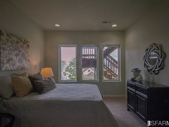 5th image of 1762 Palou Ave