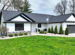 1266 Freeland Rd, Bay City, MI 48706