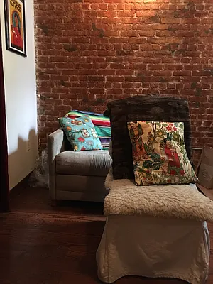 Rented by Rennit Inc. | media 23