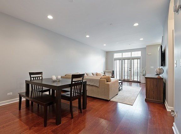 4th image of 6267 Lincoln Ave