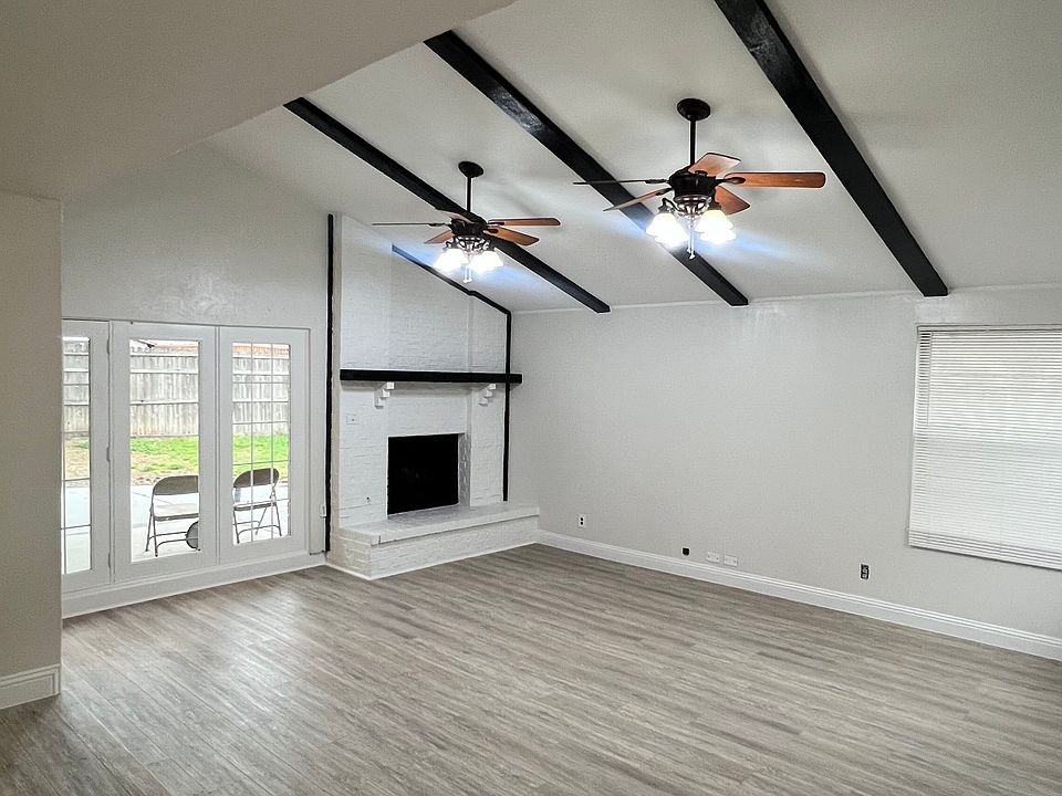 1st image of 2905 Countess Dr