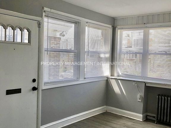 4th image of 5420 W Berks St