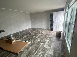 13 W Main St, Olney, IL 62450