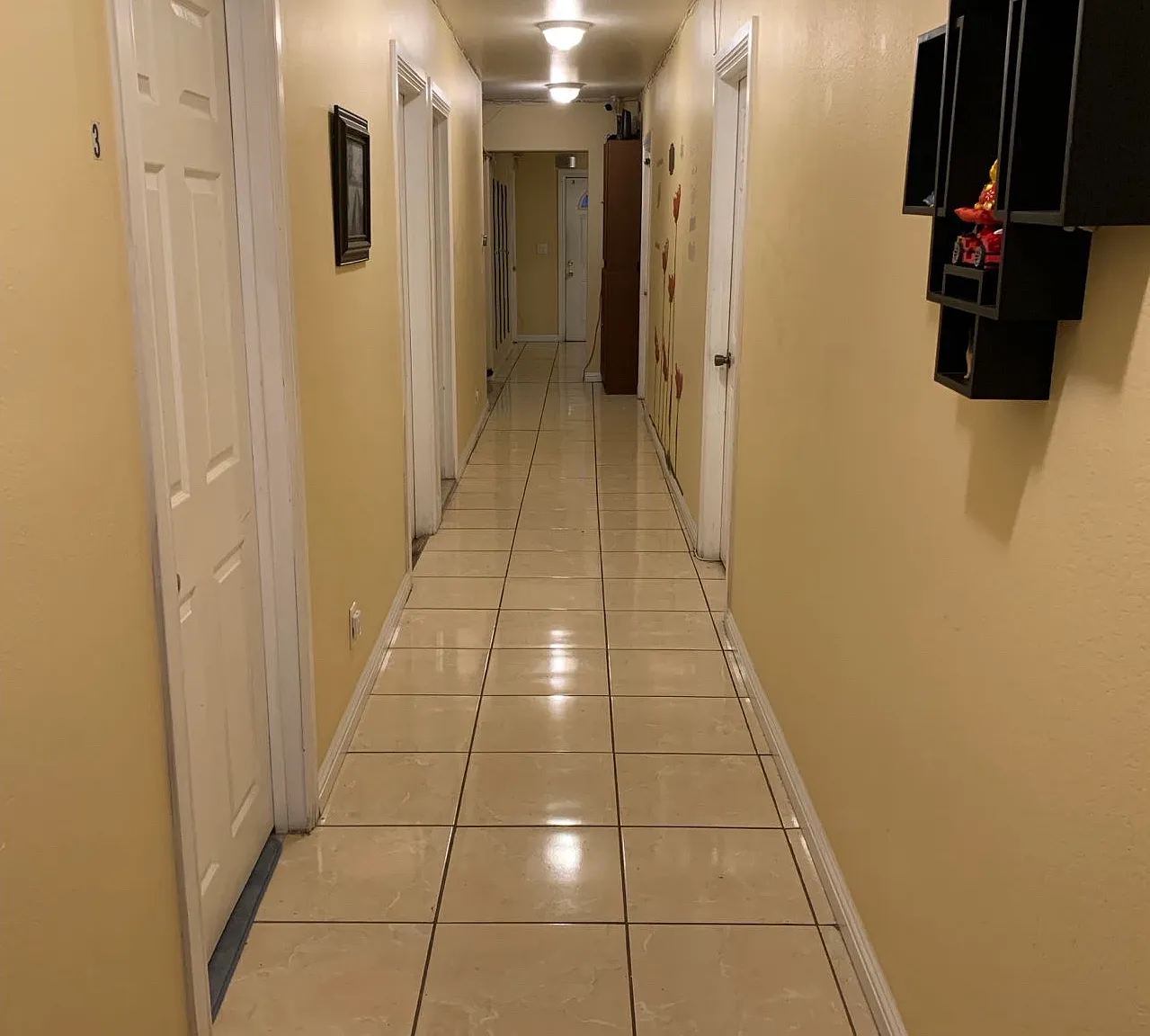 1 bed, $1,050 — Photo 1
