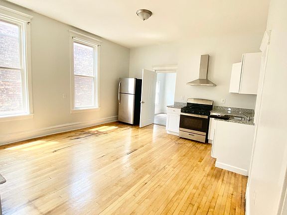 5th image of 2234 S Homan Ave