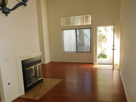2nd image of 516 Park Shadow Ct