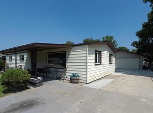 2401 E D St, North Platte, NE 69101
