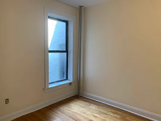 Rented by Yup Realty LLC | media 18