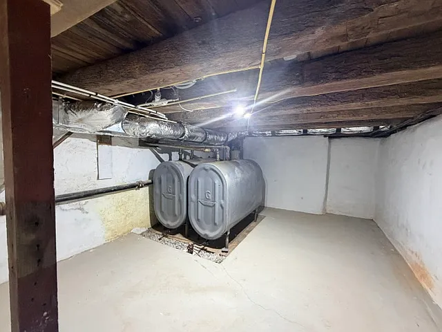 1361 Old Manchester Rd — Photo 67
