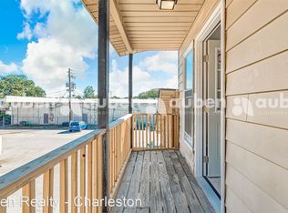 1370 Remount Rd APT 9, Charleston, SC 29406