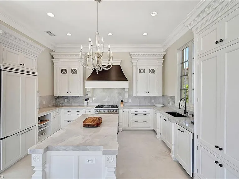 2052 Isla Vista Ln — Photo 15