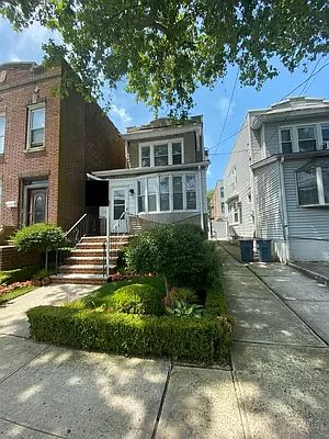 2nd image of 1104 E 36th St