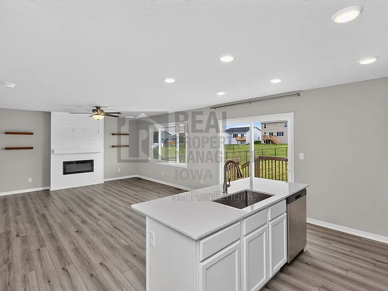 4319 NW 13th St — Photo 15