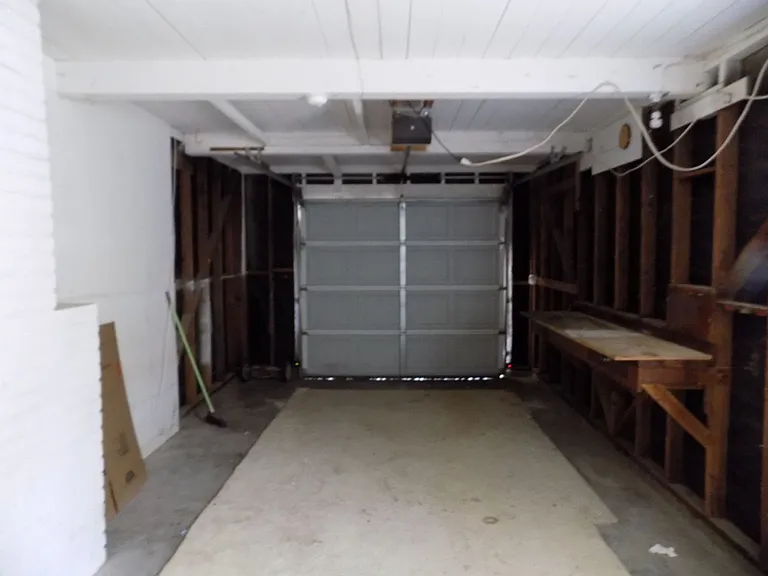 2537 Greta Pl — Photo 11