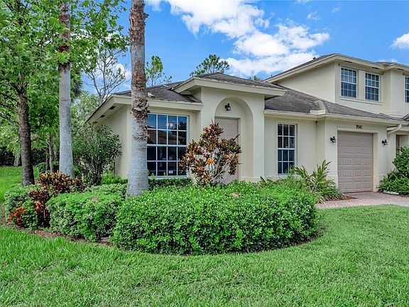 4th image of 9941 E Villa Cir