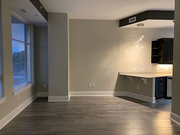 Bar for counter hgt. chairs 