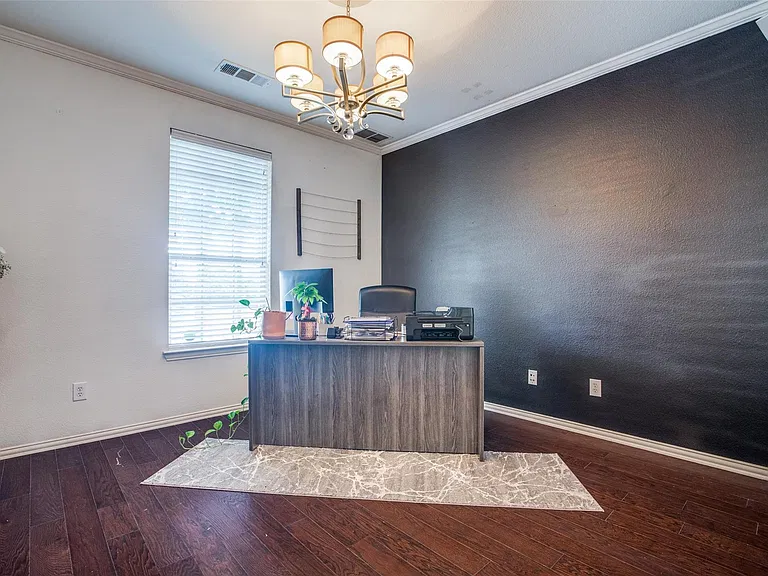 1320 Wheatear Dr — Photo 8