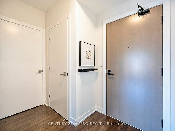 5th image of 223 Saint Clair Ave W #312