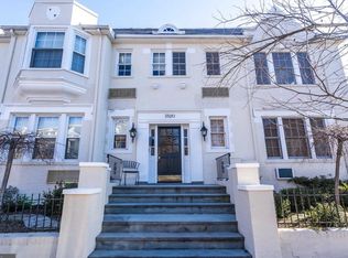 3520 W Pl NW #202, Washington, DC 20007