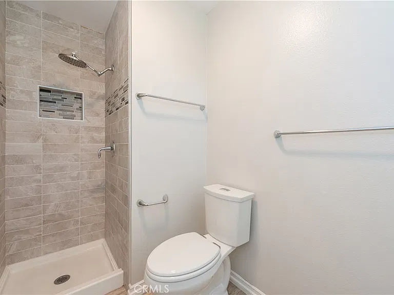11 Bragg — Photo 23