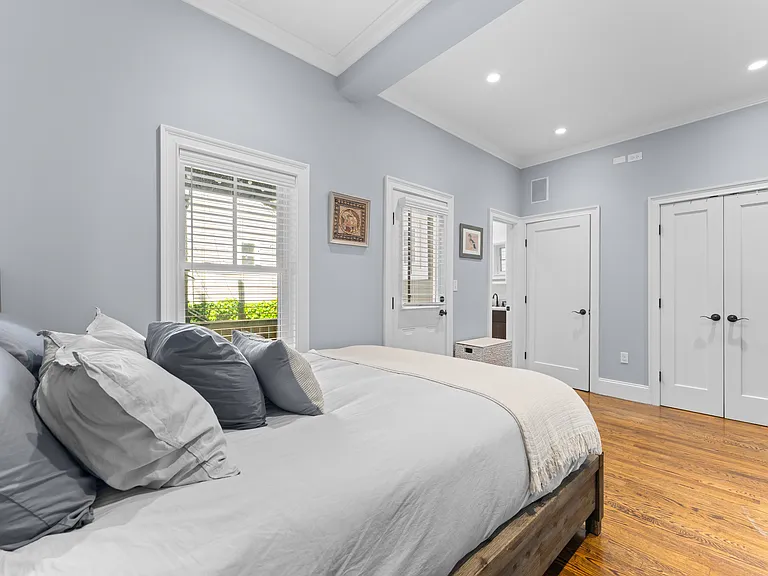252 Bowen St #1 — Photo 6